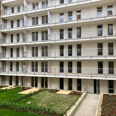 Gizella Garden 3*